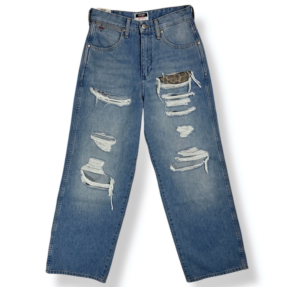 NWT Wrangler X Fender High‎ Rise Relaxed Mom Jeans Size 27 Distressed Straight